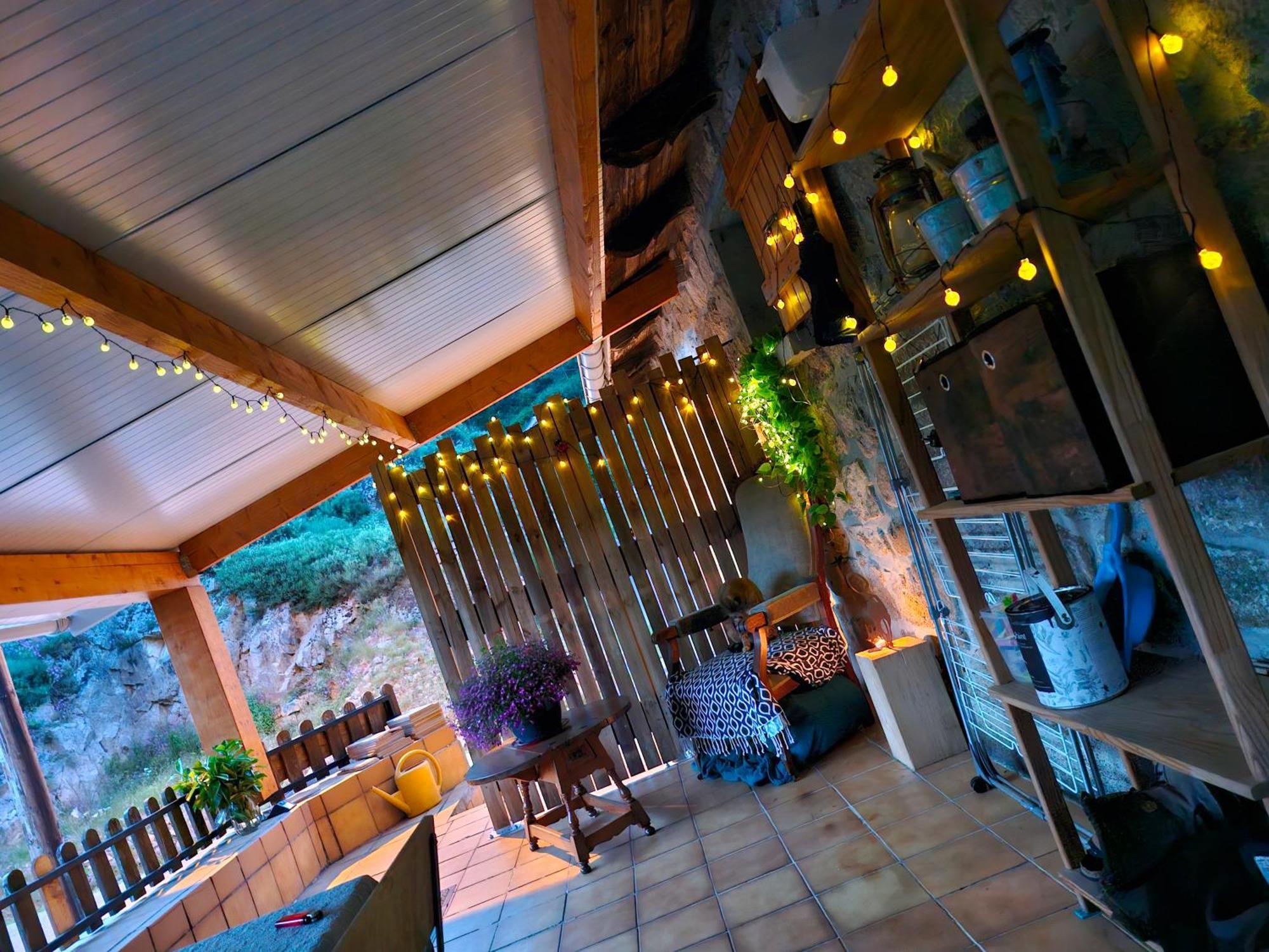 La Cabane Des Lucioles Saint-Julien-Boutieres Екстериор снимка
